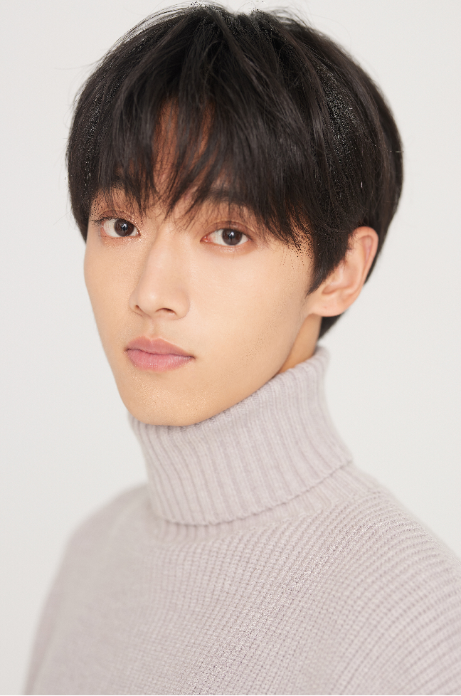  p>李嘉豪,2000年7月15日出生于辽宁省铁岭市,中国内地影视男演员.