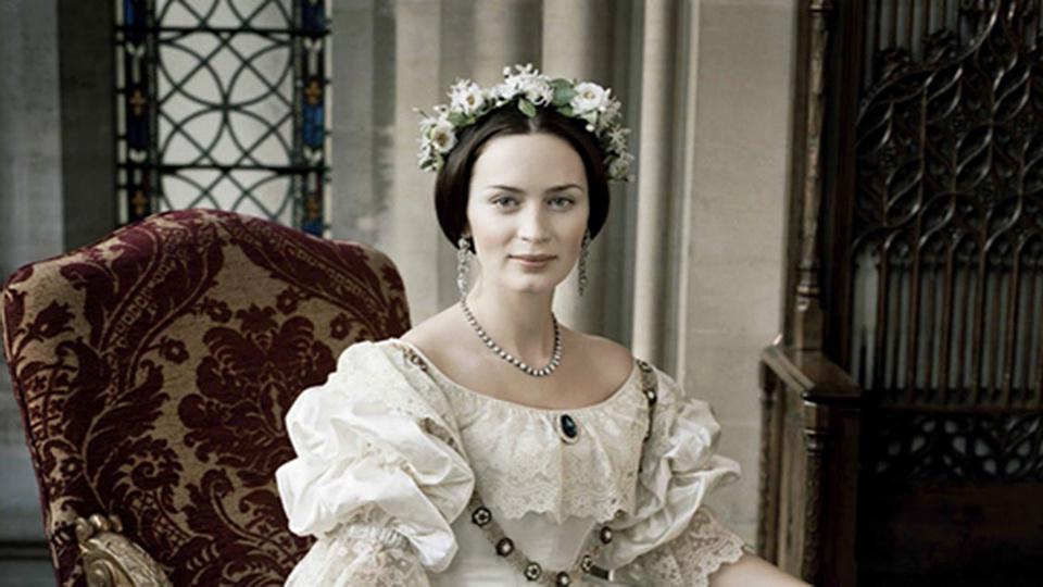 《年轻的维多利亚》维多利亚女王:电影中的角色,娱乐,明星动态,好看