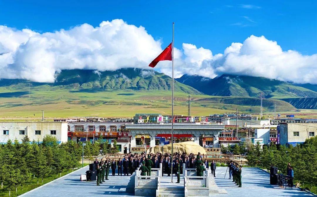 隶属于西藏自治区拉萨市 a target="_blank" href="/item/当雄县