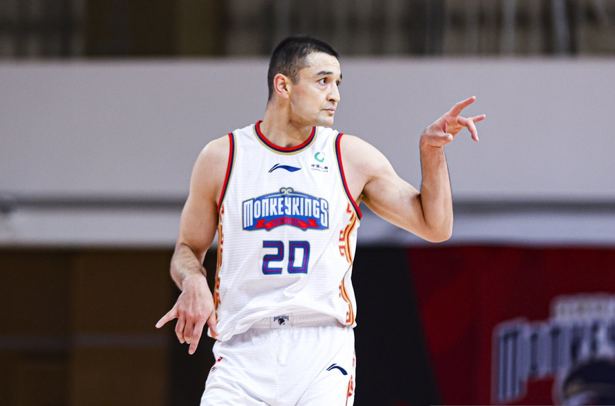 西热力江·木合塔尔