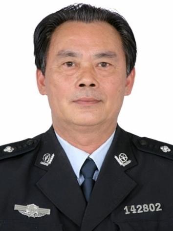 id="4364209">汕尾市 /a>陆河县东坑镇大溪寨村人,生前为汕尾市公安局