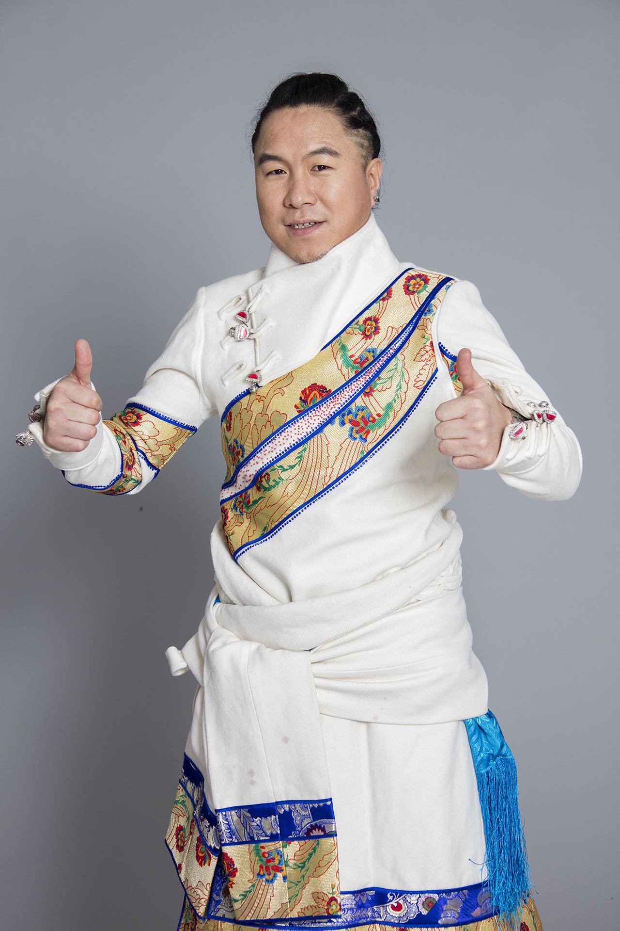  p>次仁尼玛,歌手,cctv全国青年歌手电视大奖赛十佳优秀歌手, a