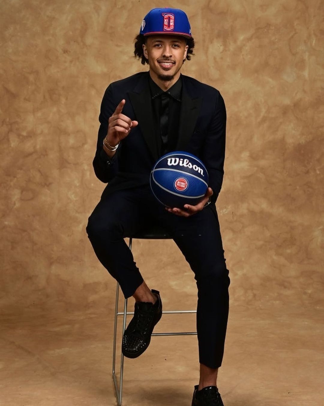  p>凯德·坎宁安(cade cunningham),全名凯德·帕克·坎宁安(cade