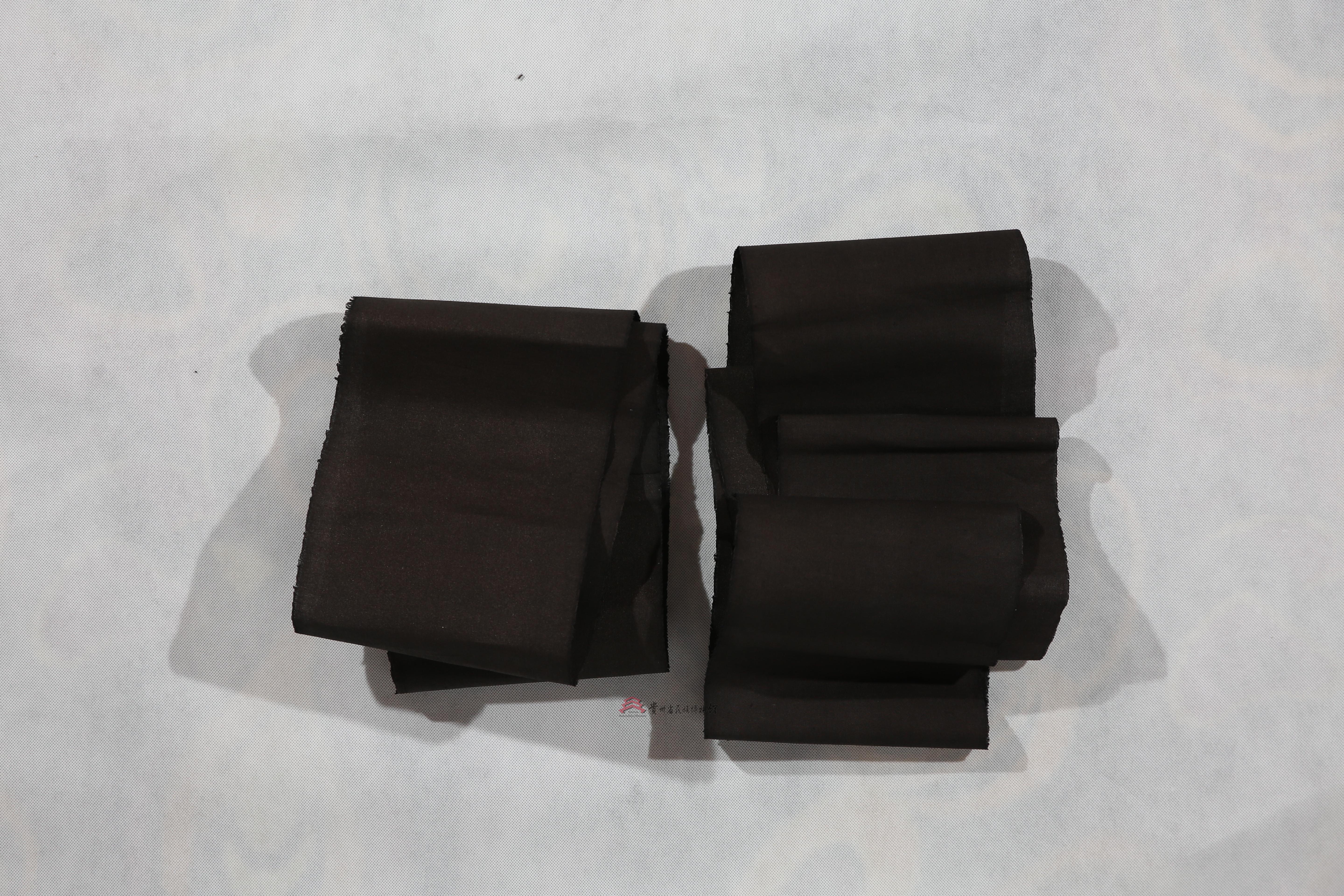 当代舟溪苗族靛染布绑腿