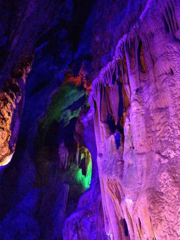  p data-id="gnwwlw4me0">龙泉洞位于安徽省宣城市宣州区水东镇,又称