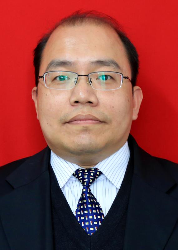 张旭东