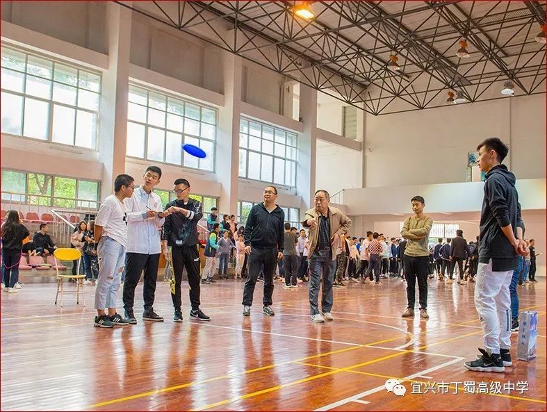 ="ref" data-ctrid="tbscmxqujbbr">宜兴市丁蜀高级中学创建于1938年