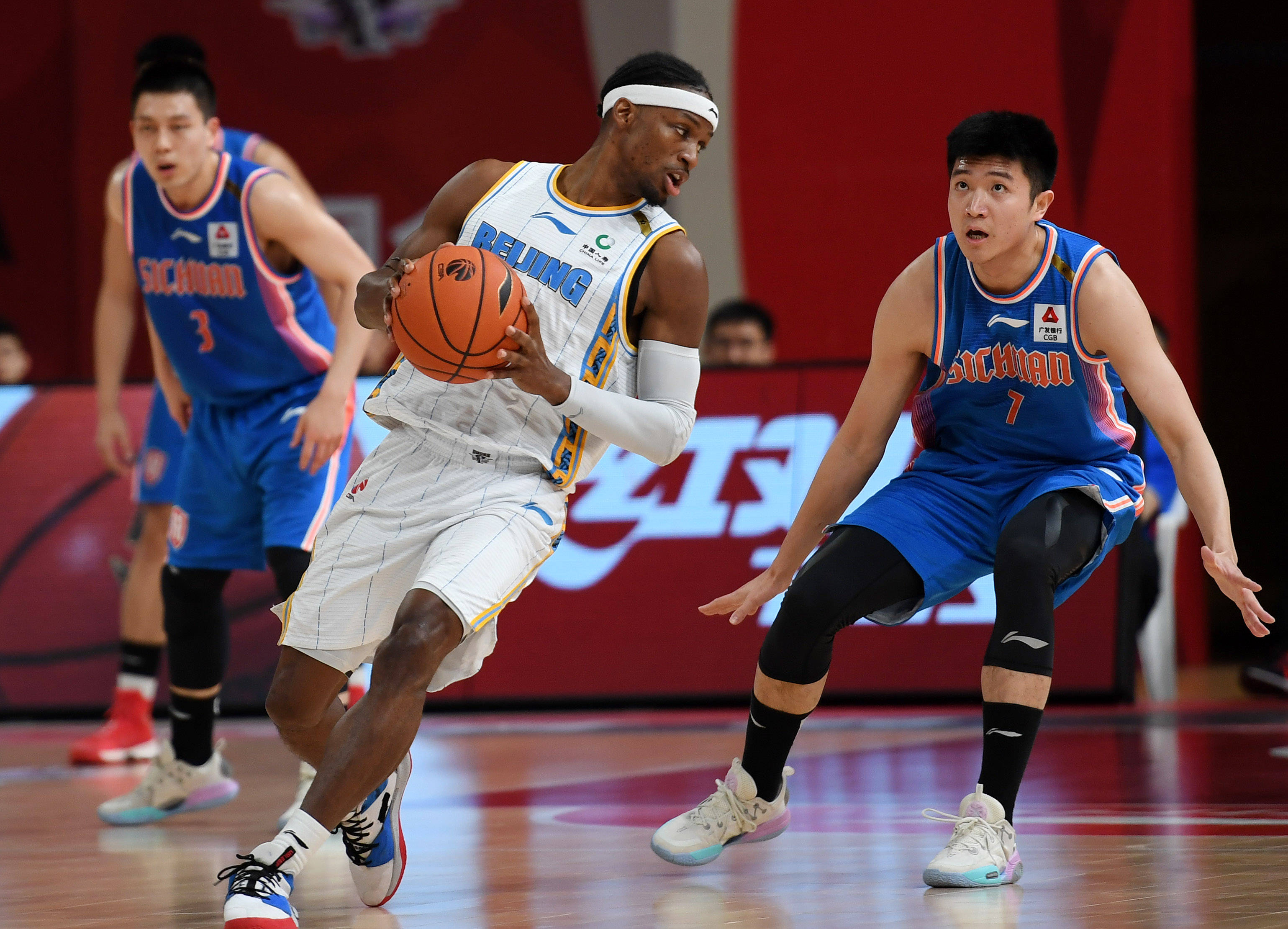 乔纳森·吉布森