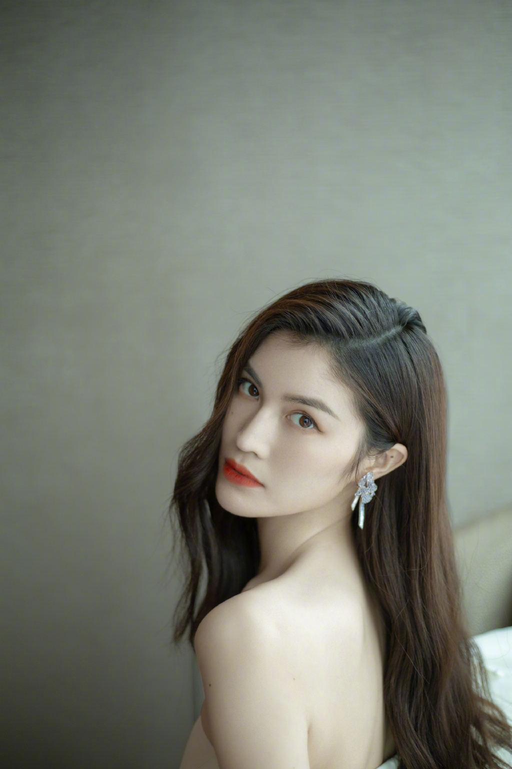 kj">何穗(he sui),1989年9月23日出生于浙江省温州市瑞安市,中国模特