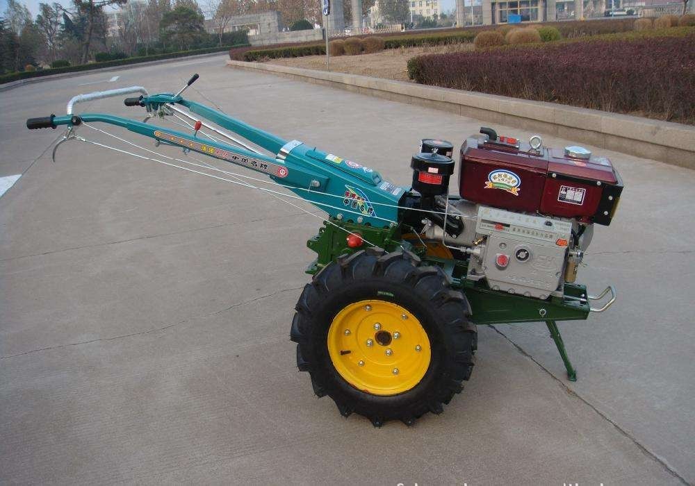  p>手扶拖拉机是一种小型拖拉机,流行于中国乡镇的一种 a href="#">