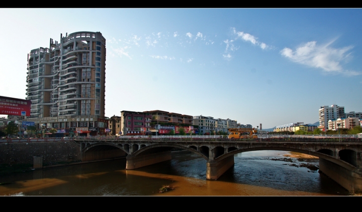  p>赣南,是 a target="_blank" href="/item/江西省/19438118" data