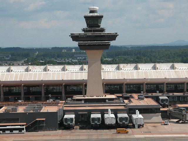  p>华盛顿杜勒斯国际机场(washington dulles international airport)