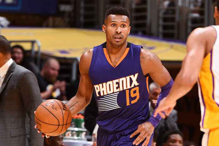  p>莱昂德罗·巴博萨(leandro barbosa),1982年11月28日出生于 a