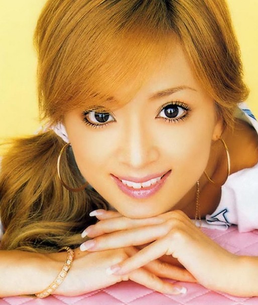  p>滨崎步 i>(hamasaki ayumi) /i>,1978年10月2日出生于日本福冈县