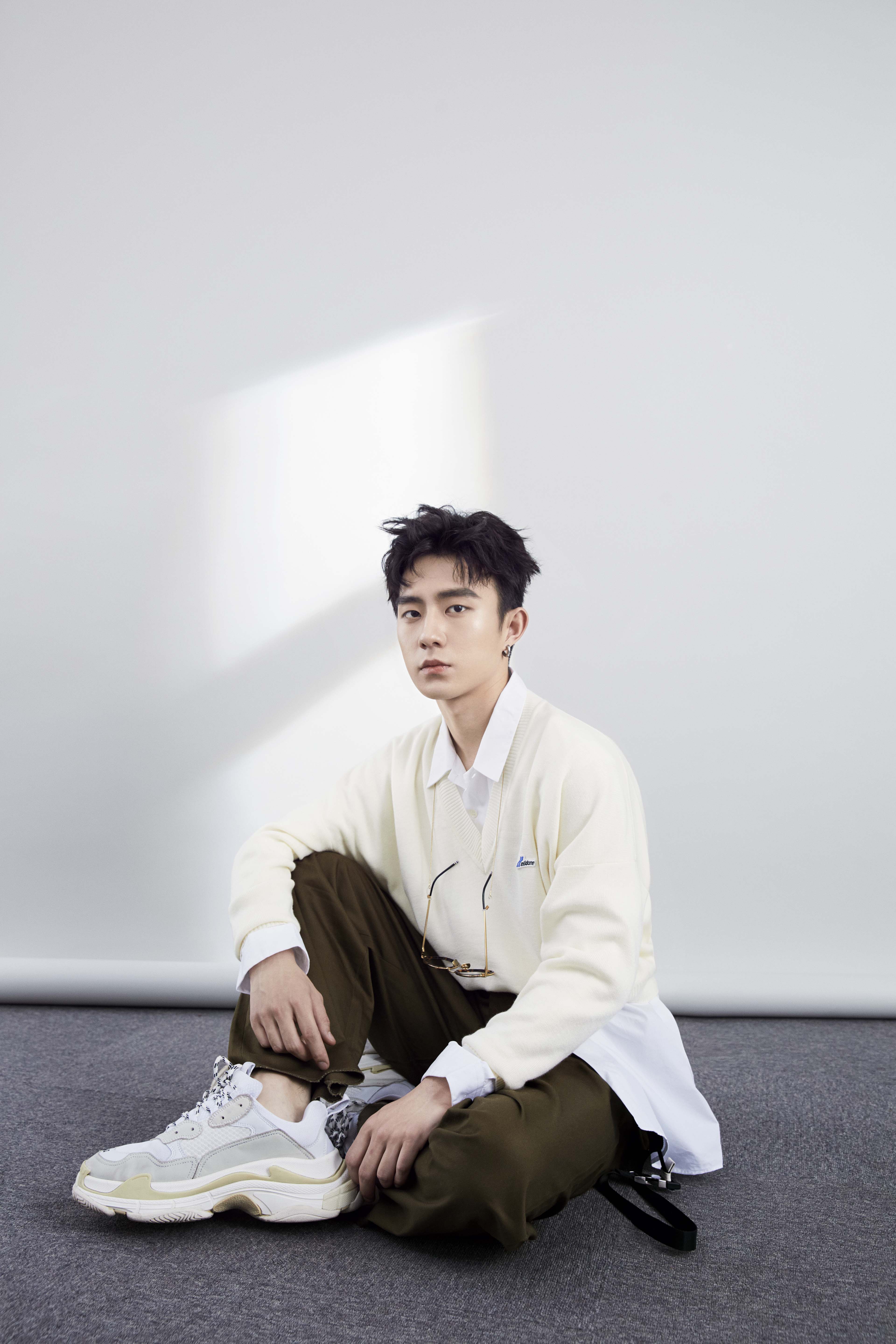 id="go6dw6cvvy">郑好,1998年8月16日出生于河南郑州,中国内地男演 