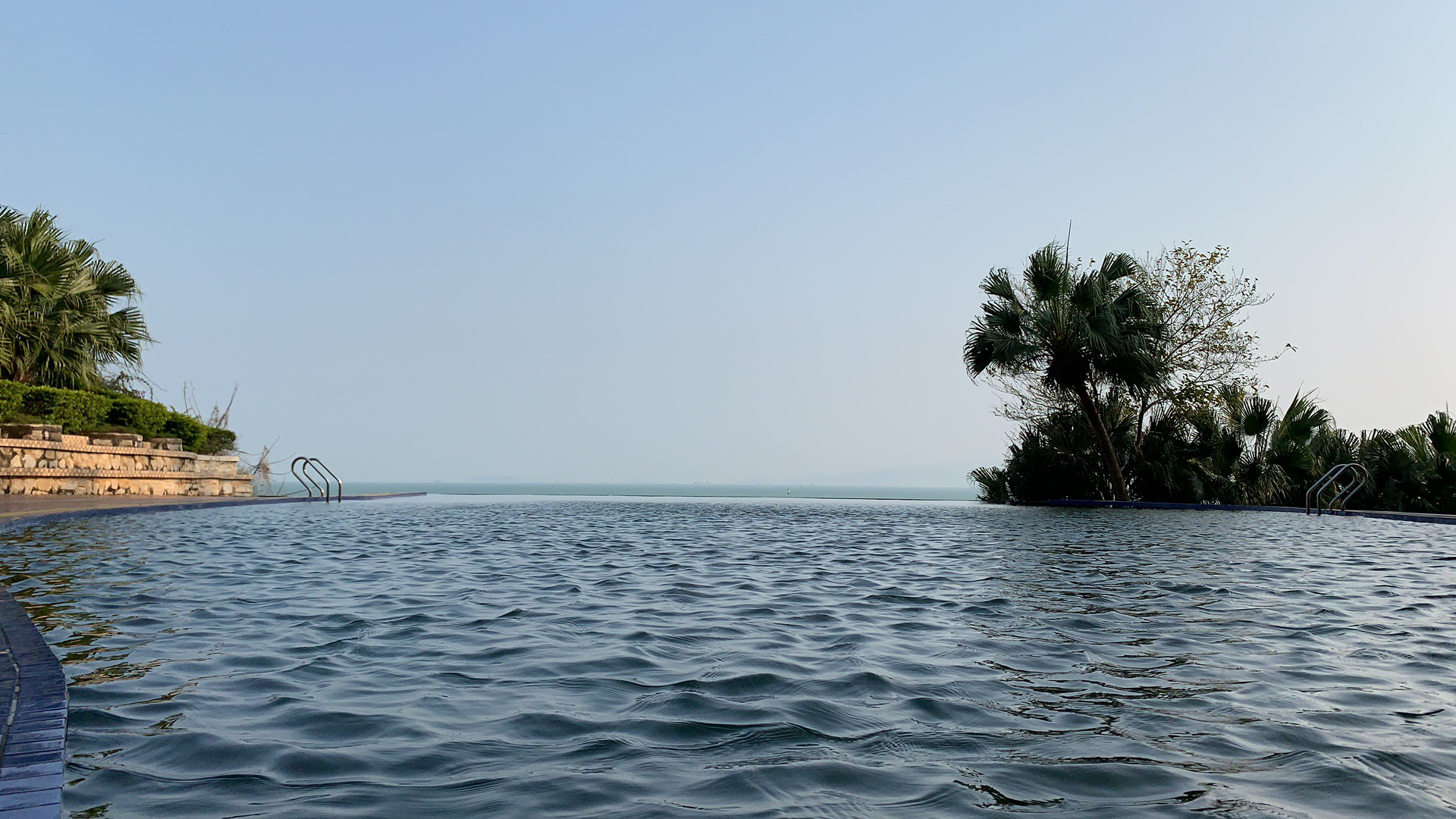  p>观海园位于 a target="_blank" href="/item/鼓浪屿/483700" data