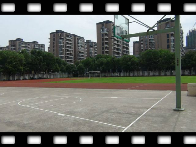 平湖市东湖中学