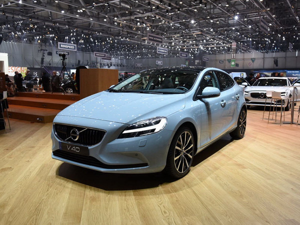 沃尔沃v40