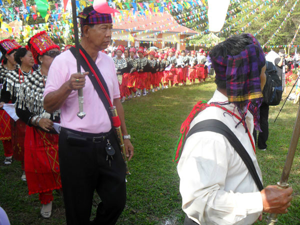  p>克钦族是 a href="#" data-lemmaid="205923">缅甸 /a>的第六大