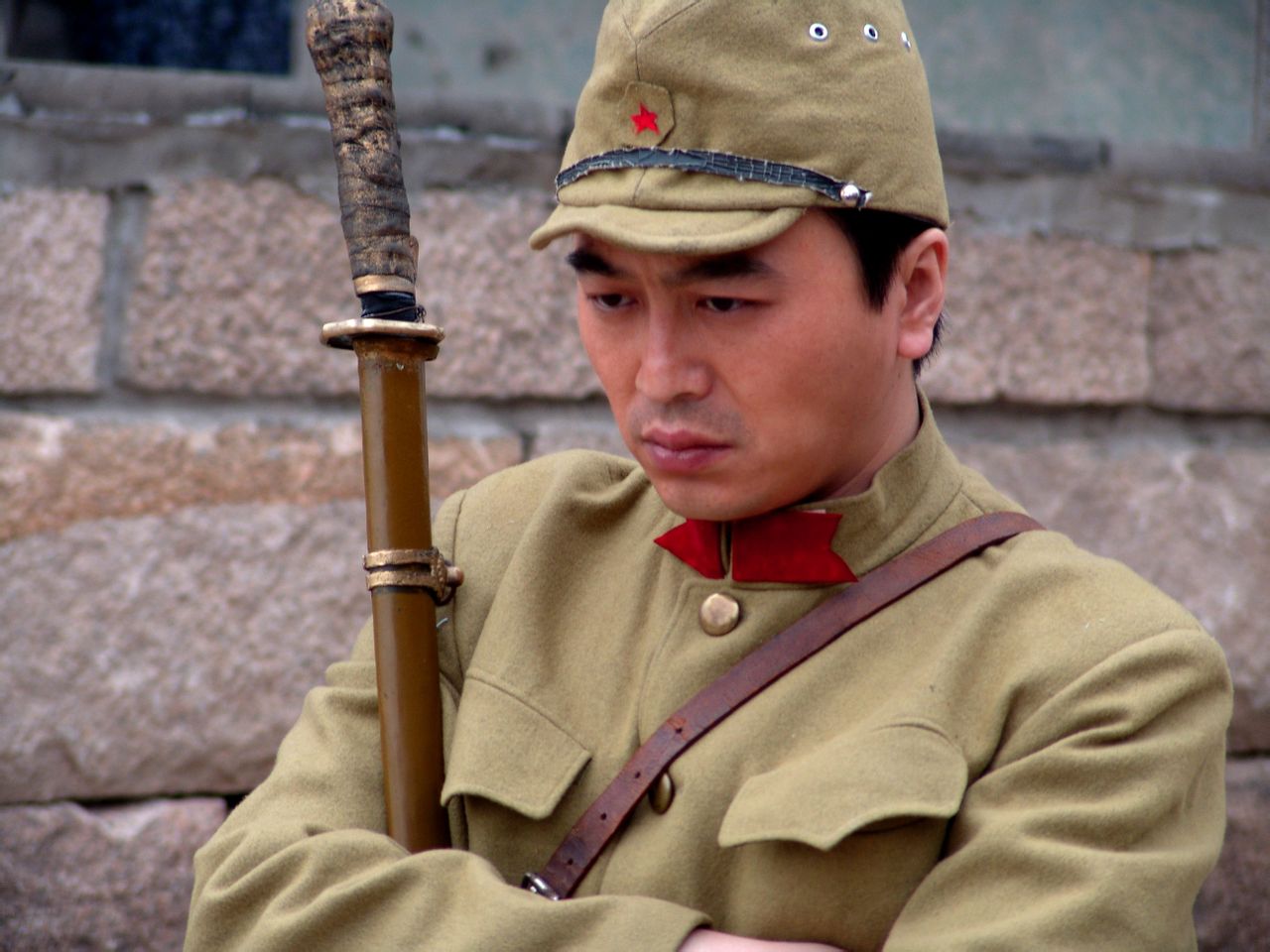go0jdim0v2">陈颢文,1974年12月17日出生于上海市,中国内地影视男演员