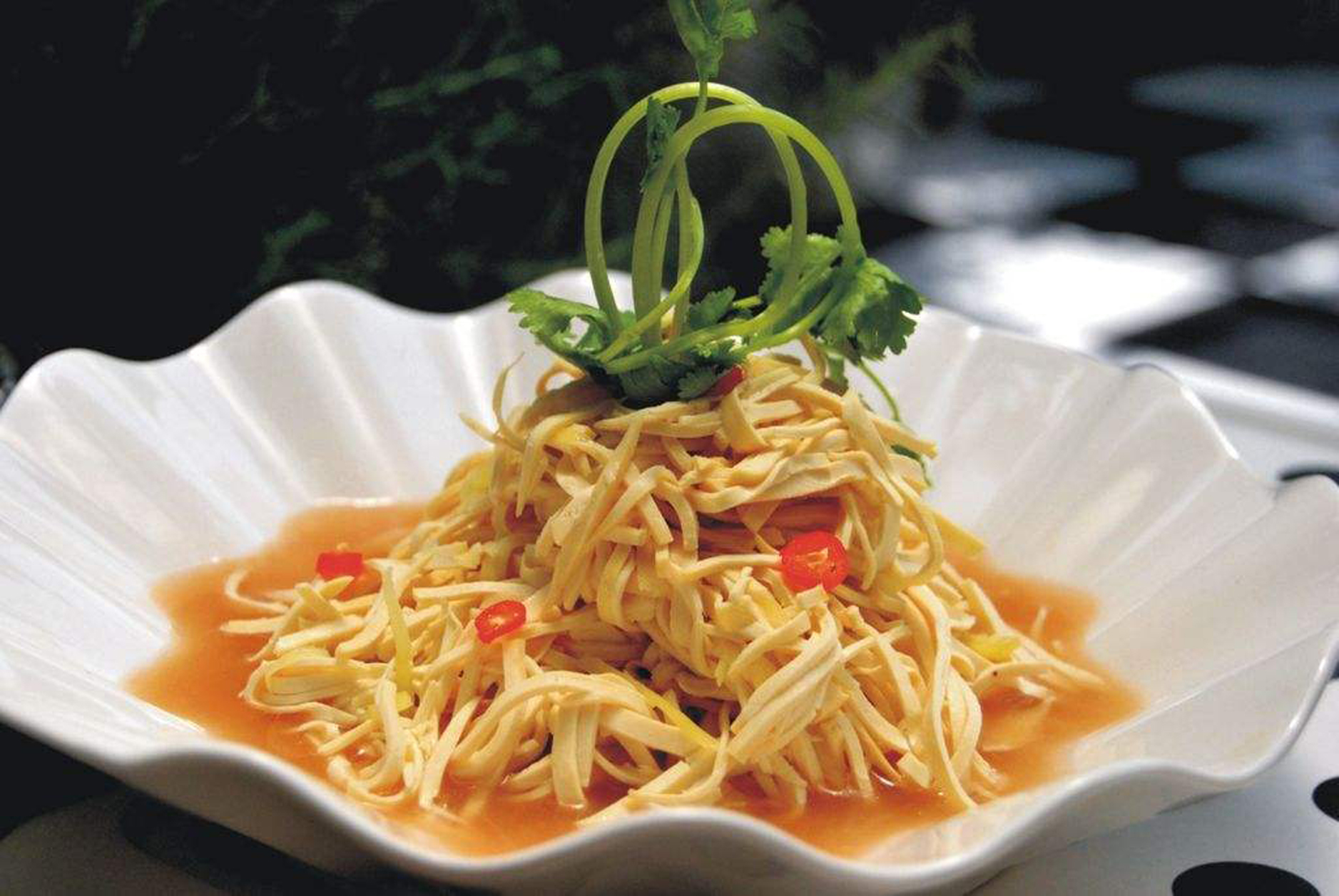 w2xcdx2">烫干丝是江苏 a target="_blank" href="/item/扬州/6255"