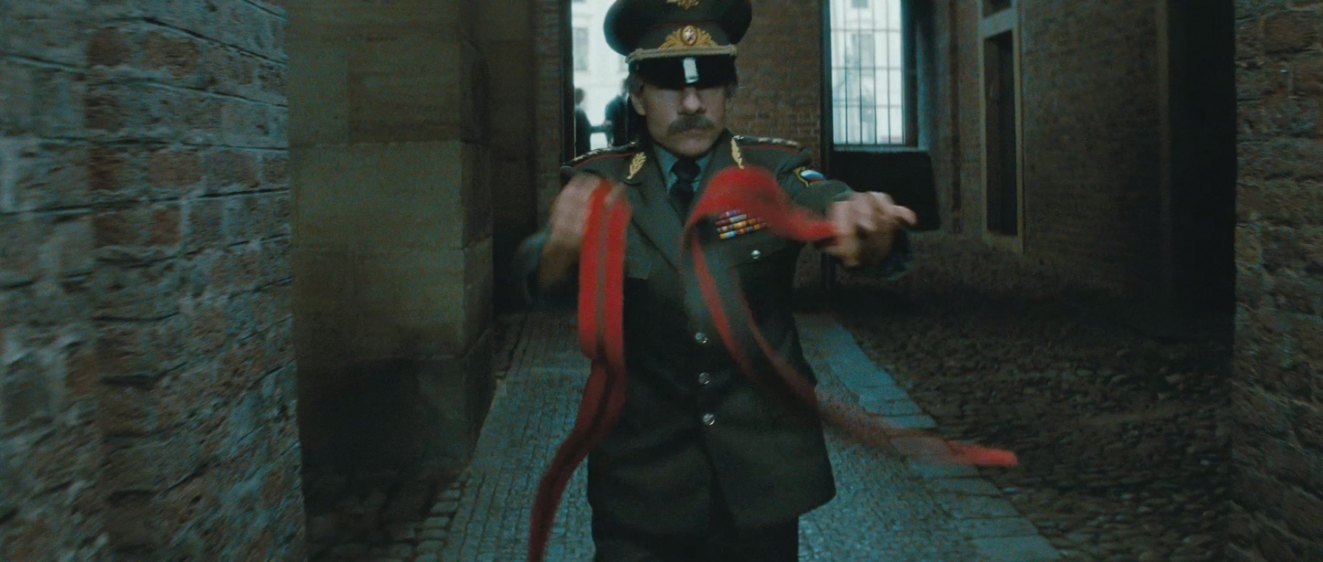 lemmaid="5599971">布莱恩·德·帕尔玛 /a>执导的美国动作冒险电影