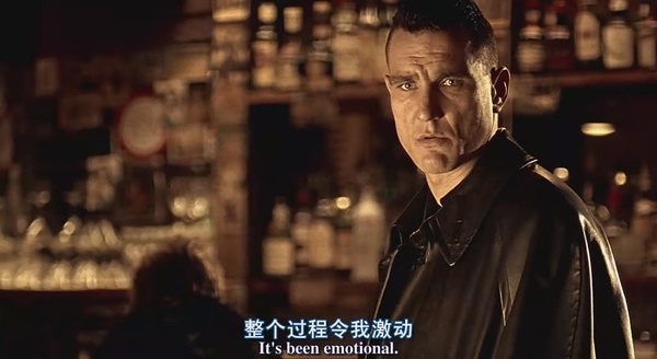  p>《两杆大烟枪》是由 a href="#">盖伊·里奇 /a>自编自导, a href=