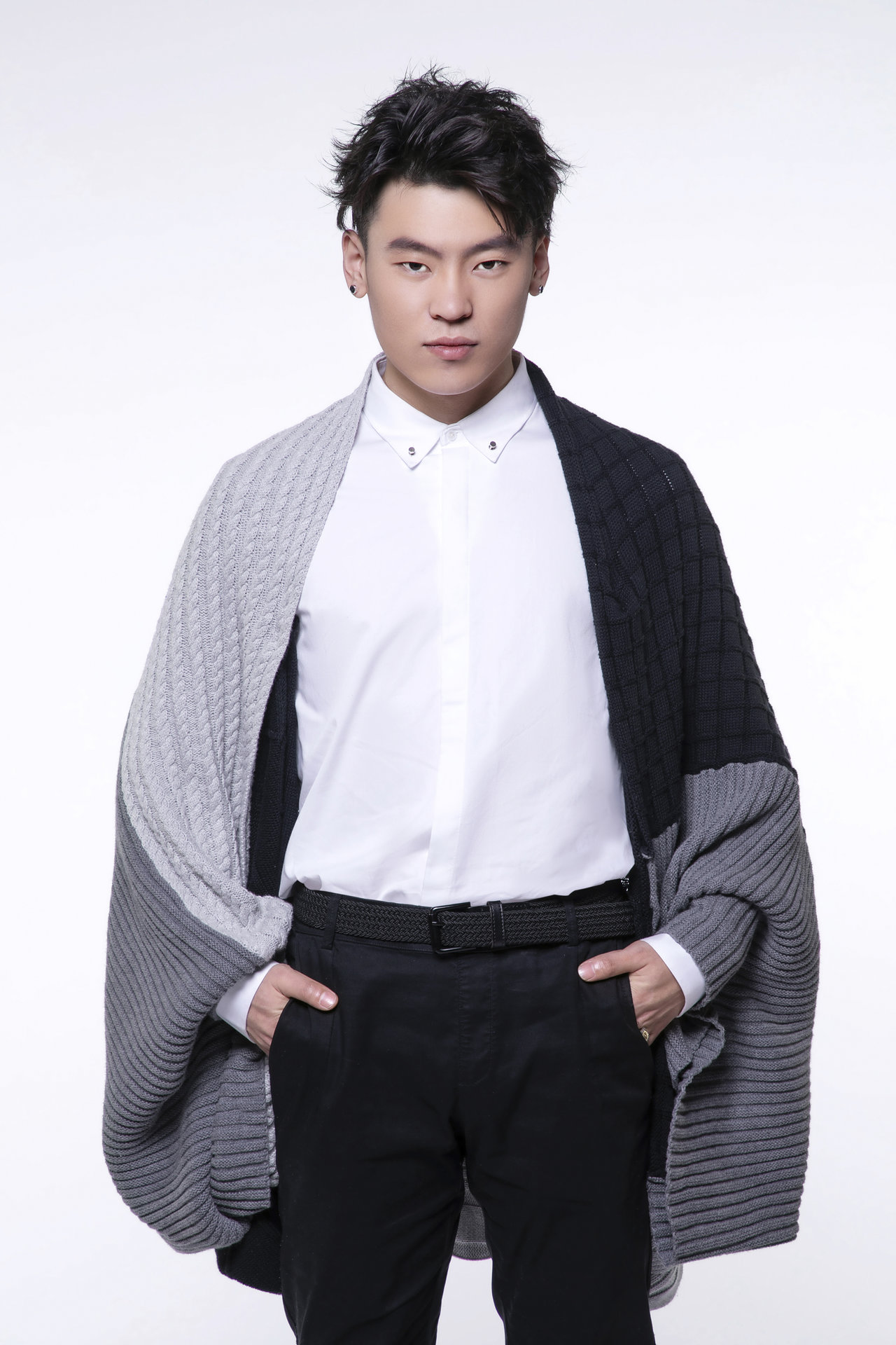  p>隔壁老樊,本名樊凯杰,1998年11月2日出生于河北省承德市,中国内地