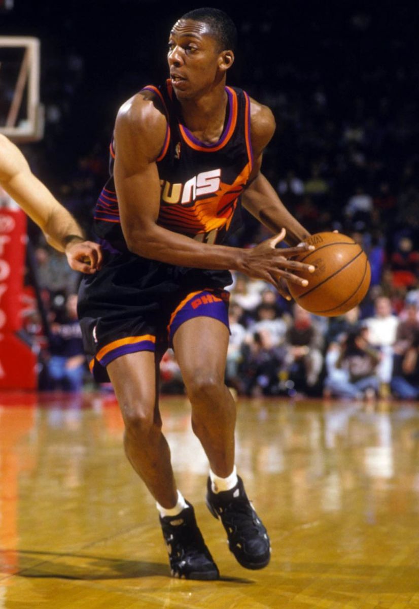 data-lemmaid="7052671">亚拉巴马州 /a>克伦肖,前美国职业篮球运动员