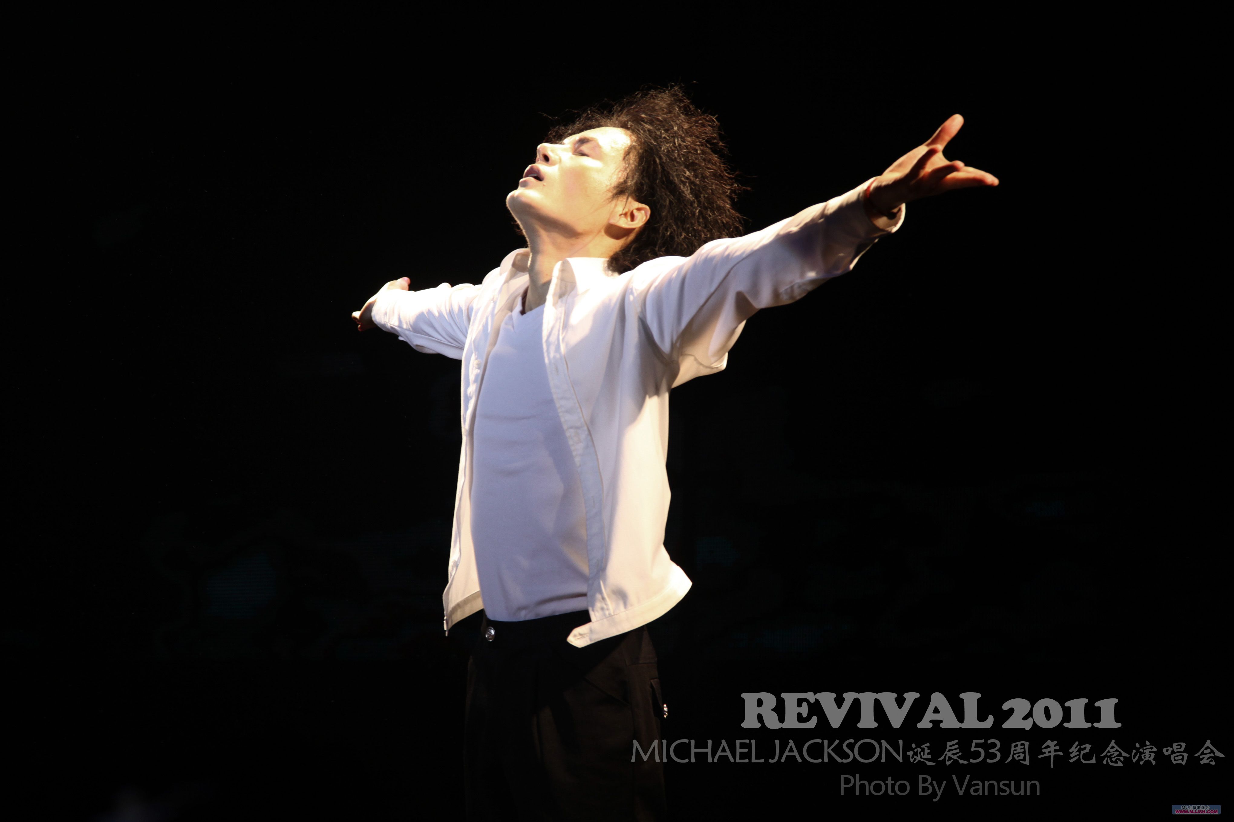  p>迈克尔·杰克逊上海歌迷会(mjjsh)是中国上海唯一的mj正式歌迷会
