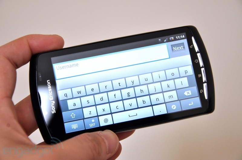 索尼爱立信 xperia play z1i