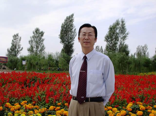  p data-id="gnx56vt4g3">朱卫国,男,汉族,生于1958年1月,祖籍甘肃 a