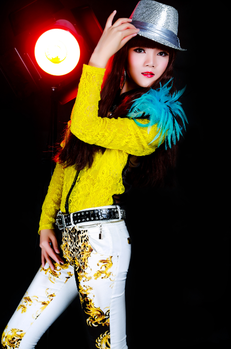  p>蓝梦,新生代创作型歌手, a target="_blank" href="/item/代表作