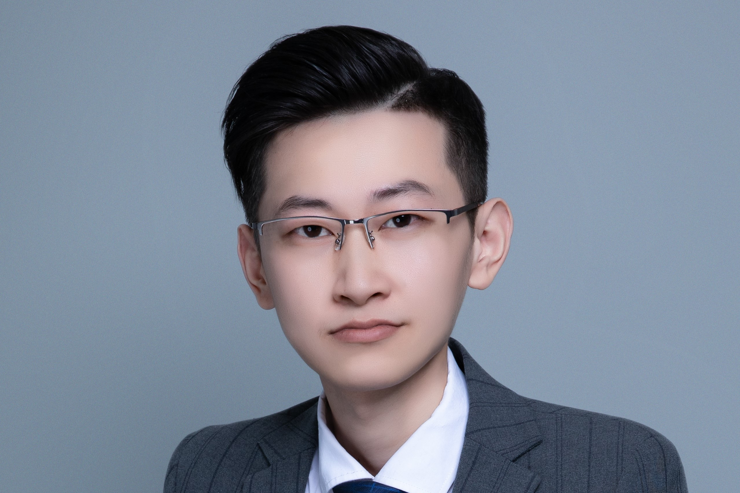 高培医生,性别男,职业范围是外科专业,发证机关是成都市锦江区行政