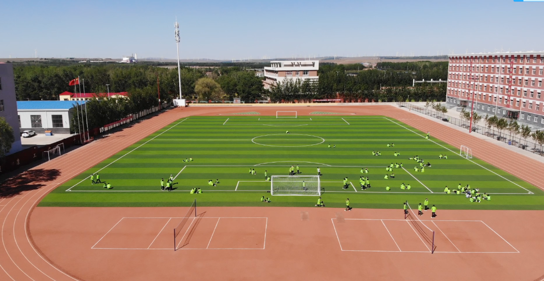 张家口市张北德智中学