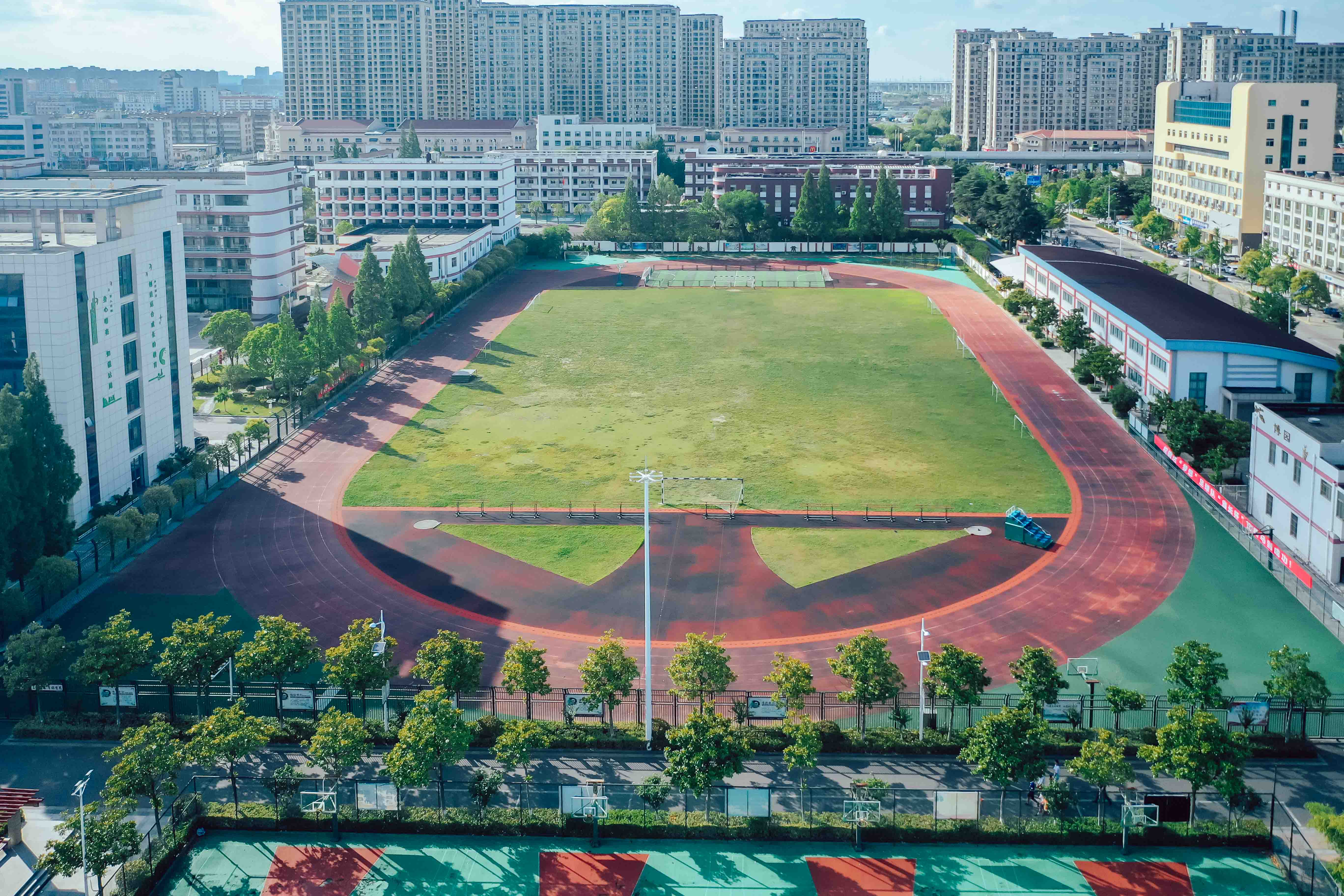 江苏省盐城市明达中学