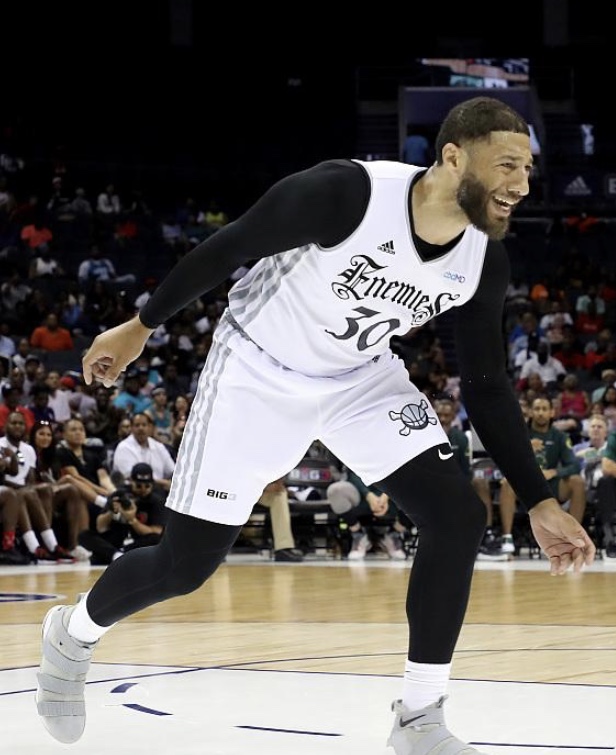  p>罗伊斯·怀特(royce white),1991年4月10日出生于 a href="#">美国