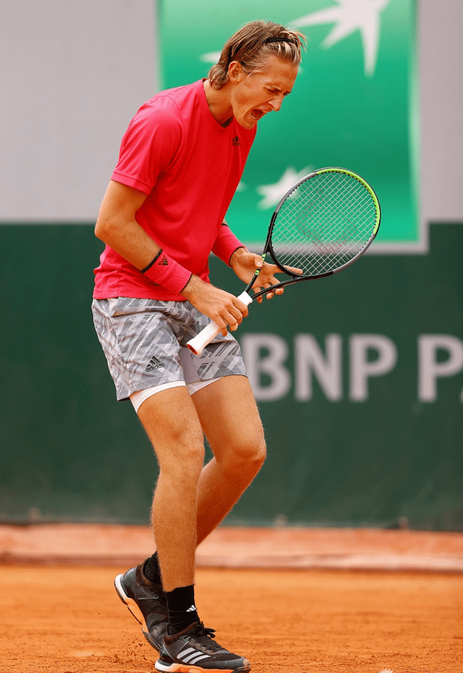  p>塞巴斯蒂安·科达(sebastian korda),2000年7月5日出生于美国 a