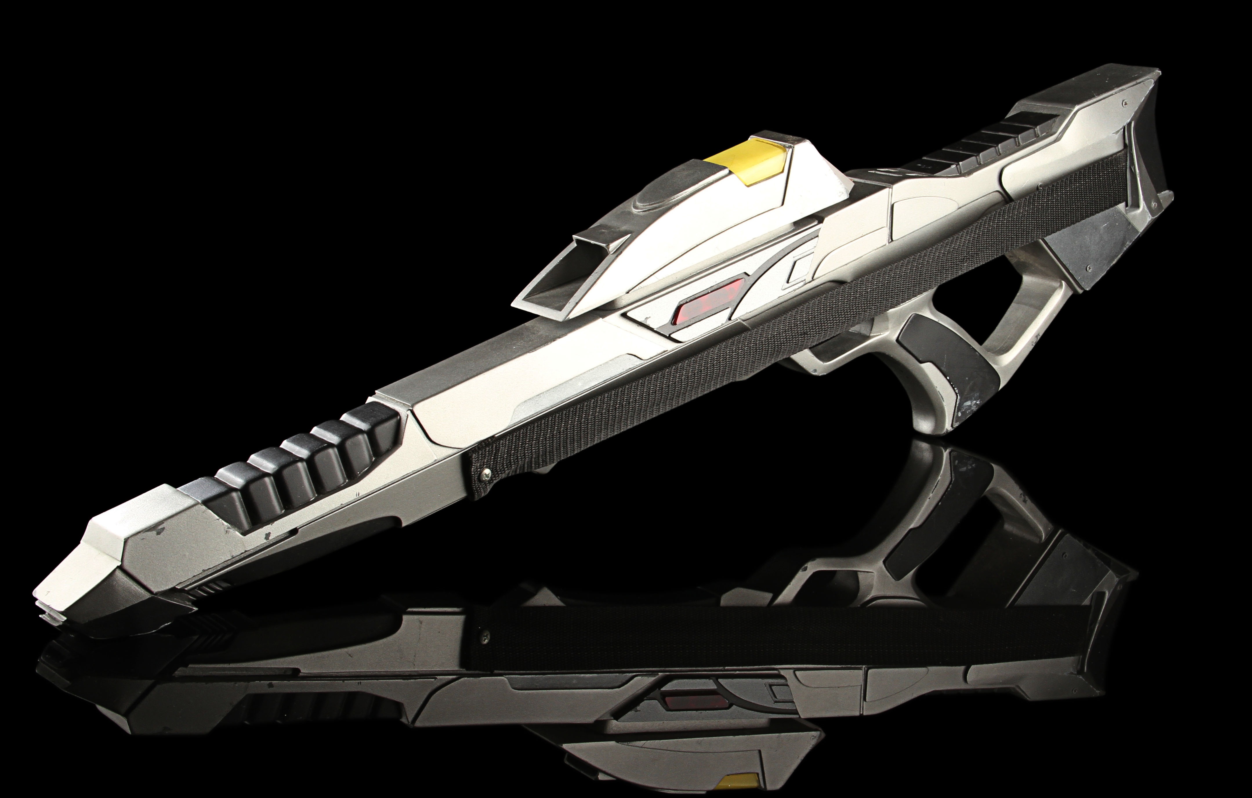 相位枪(phaser),是「相位能量整流器」