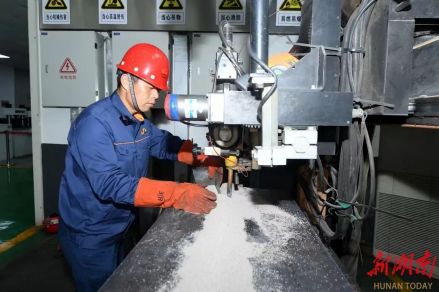 欧勇（湘钢艾爱国大师工作室焊接试验员）_百度百科