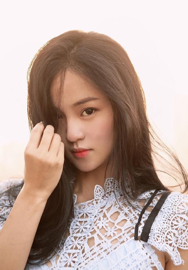  p data-id="smnmlbl5hlvd">申寒梅,演员,1995年