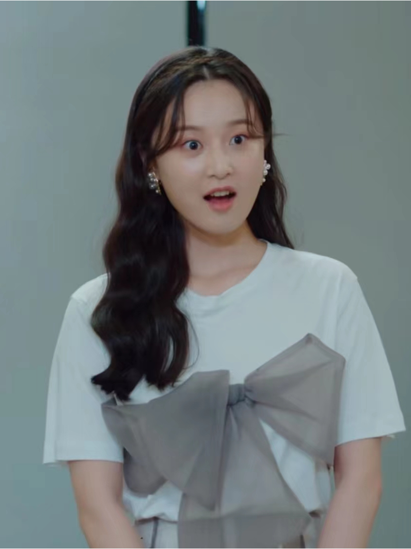 娜娜的玫瑰战争丁娜的父亲是谁演的