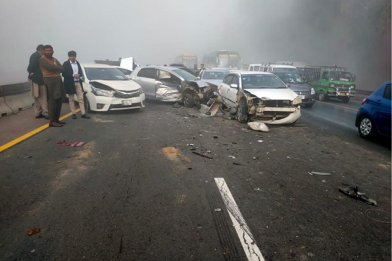  p>当地时间2021年11月30日,巴基斯坦拉合尔和伊斯兰堡之间的m-2高速