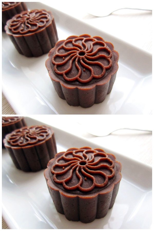  p>摩卡咖啡月饼是以咖啡为冰皮制成的新式月饼,属于西点的一种.