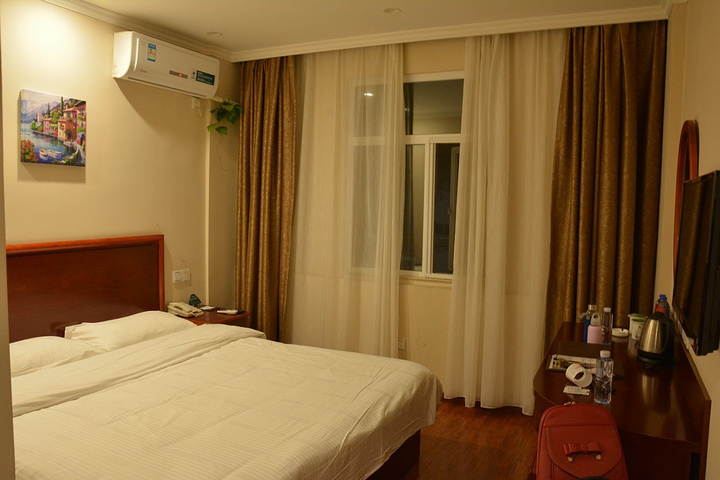 小旅馆住宿(找个附近的小旅馆住宿)