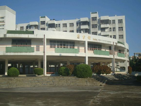  p>揭阳市惠来县葵潭镇慈云世铿学校于1996年11月21日建立 /p>