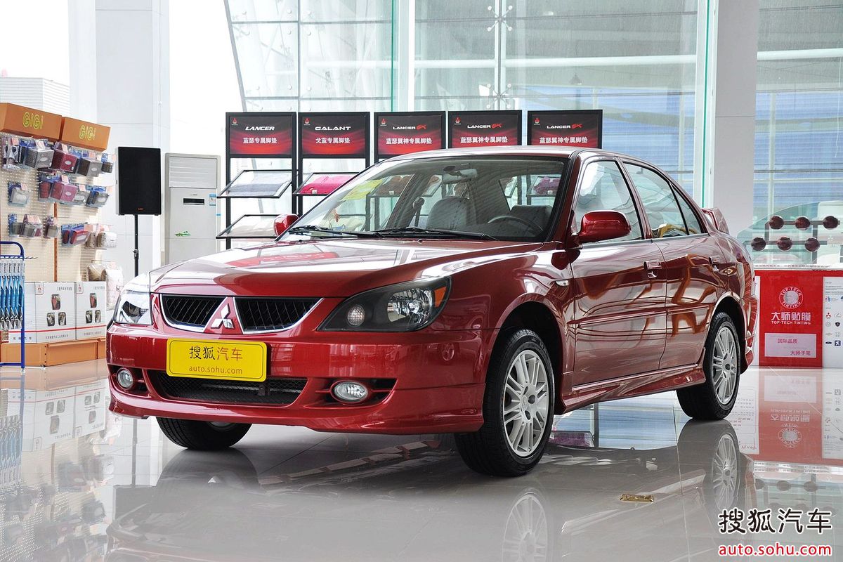 p>三菱蓝瑟是东南汽车推出的三菱车标轿车,属国产车,市场定位在 a