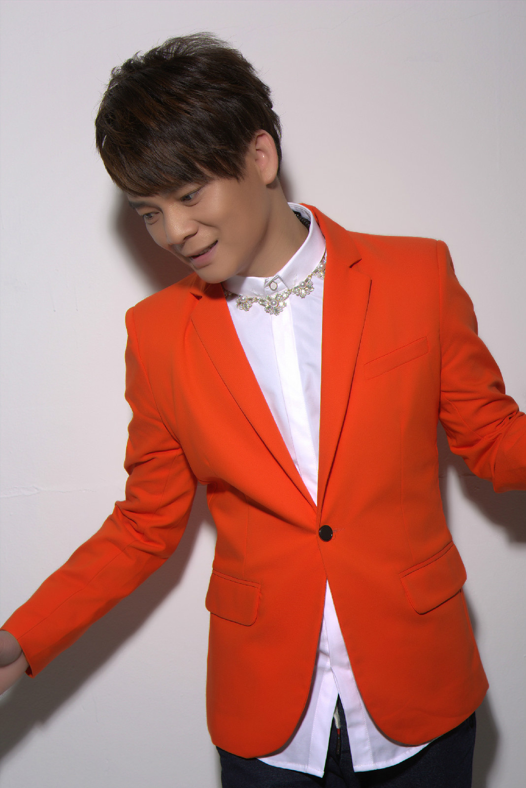 华语流行男歌手,词曲创作人, a target="_blank" href="/item/音乐