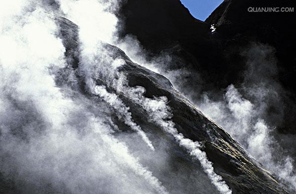 阿斯恰火山口