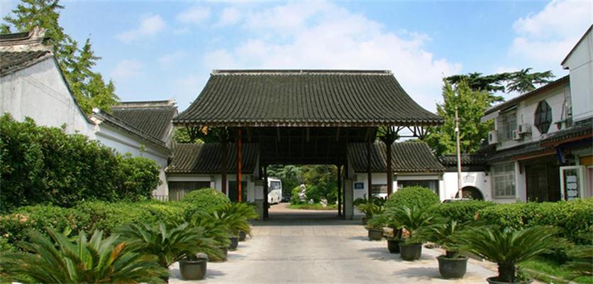  p>苏州刺绣研究所,中国以研究苏州刺绣为主的专业机构.